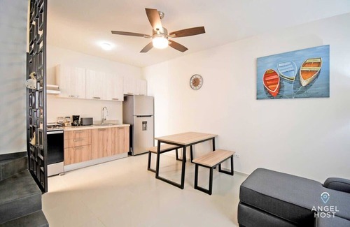La Paz Casa | Private Gated Oasis: Pool, BBQ & More