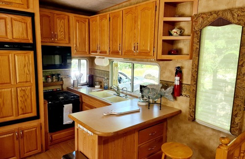 Swansea Point Casa | Private getaway, nestled in nature!