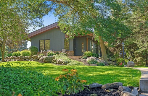 Webster Casa | Private Guest House on Mini Cow and Horse Ranch