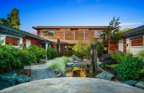 Yountville Casa | Private Haven of Refined Luxury! Rooftop Pool, Parking! Near Napa Valley Museum!
