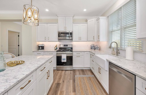 Saint Simons Heights Casa | New Home - Private Heated Pool, Close to Beaches, Restaurants & Shopping!
