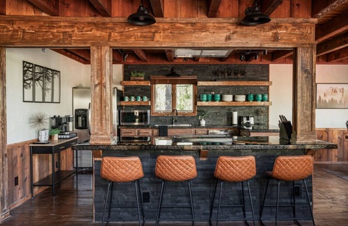 Mountain Home Casa | Private HEATED Pool & Hot Tub; Fire Pit; Gameroom