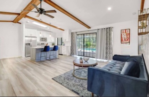 Pineland Casa | Gorgeous Private Getaway-Private Pool-beautifully remodeled 3-bedroom, 2-bath.