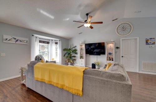 Homosassa Casa | Private Heated Pool Sunny Homosassa Stay!