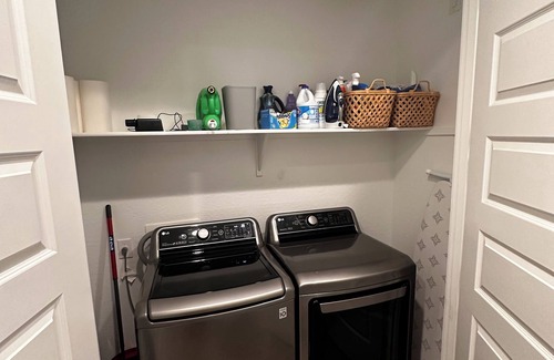 Apache Junction Casa | Private heated pool! 3 bed 2 bath home next to the Superstition Mountains!