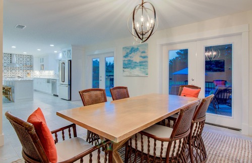 Santa Rosa Beach Casa | ¡Nuevo! Piscina privada climatizada. 2 master suites. 4 br; 4 1/2 bth; caminar a la playa, 30A
