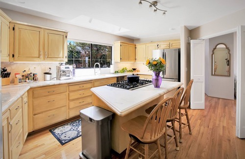 Northeast Carmel Casa | PRIVATE Hilltop Home: Stunning Carmel Views, Hot Tub, 3 Balconies, Dogs Welcome