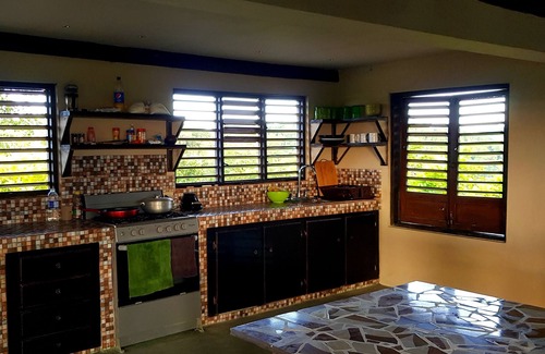 Orange Bay Casa | Villa privada en la selva en la cima de una colina