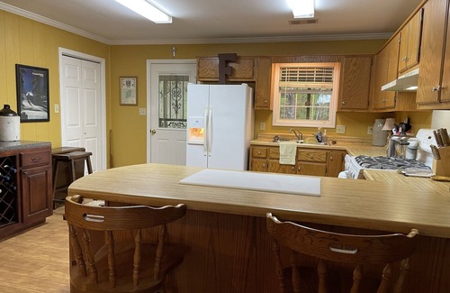 Pope Casa | Private home 35 minutes from OleMiss Oxford-sleeps 1-16. Quiet getaway
