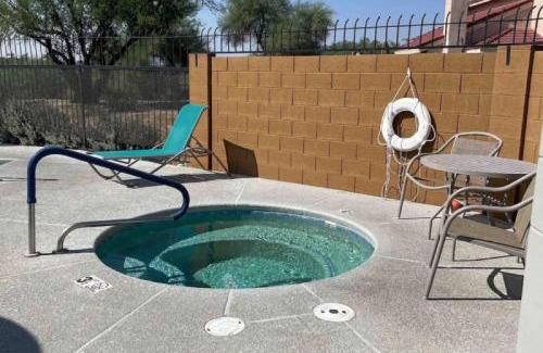 Oro Valley Casa | Private Home - Billiards, Mountain Views, Private Desert Access, HOA Pool & Spa, BBQ, at Lambert Park - Bourbondale