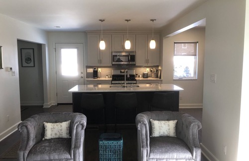 Green Tree Casa | Private Home, Close to Town, With Modern Living