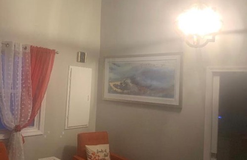 Brockton Casa | Private Home Cozy room