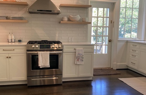 Old Irving Park Casa | Private Home for Rent in Irving Park - Golf Course Views