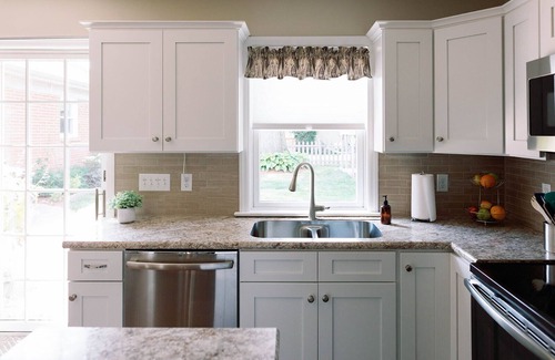 Washington Boro Casa | Private home has WIFI, Fireplace, Fire pit, Full Kitchen, 4 mile from Lancaster!