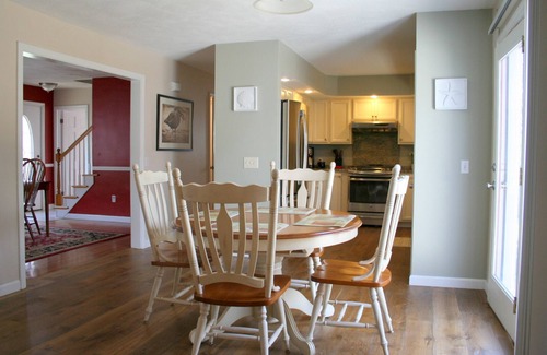 Saunderstown Casa | CASA PRIVADA CERCA DE LA PLAYA UBICADA EN NARRAGANSETT, RI