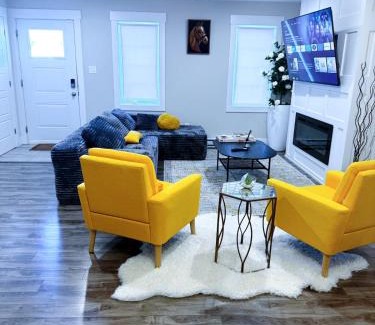 Moncton Casa | Private Home Near Moncton Hospital&Downtown
