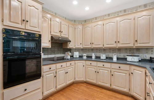 Raleigh Casa | NW Raleigh Executive Home