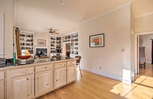 Montgomery Center Casa | Private Home w/ Hot Tub Near Jay Peak Slopes