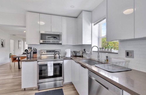 Buena Vista Casa | Private Home w/ Pool - Steps from The Design District