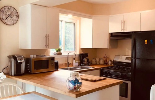 Mitchell Casa | Private home with fenced yard, confortable with a deck in backyard