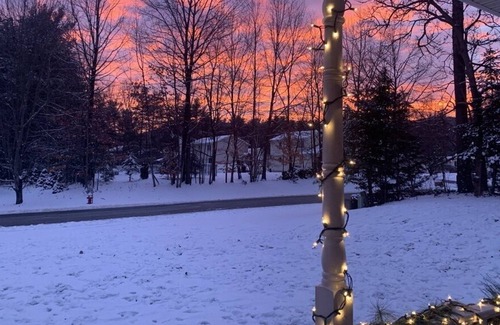 West Glens Falls Casa | Private home with Hot tub minutes to Ski Resort