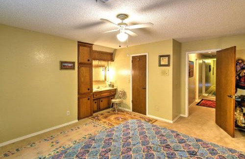 South Tulsa Casa | Private Home with Hot Tub and Patio Near Dtwn Tulsa