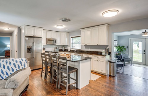 Florida South Atlantic Coast Casa | Private Hot Tub & Grill: Avon Park Getaway!