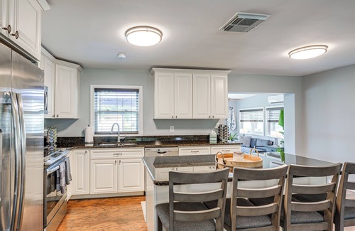 Florida South Atlantic Coast Casa | Private Hot Tub & Grill: Avon Park Getaway!