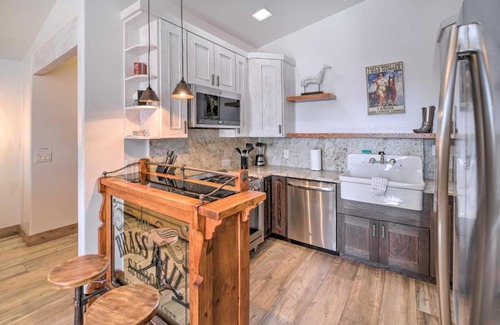 West Sedona Casa | Private Hot Tub Pet-Friendly Home in Sedona!