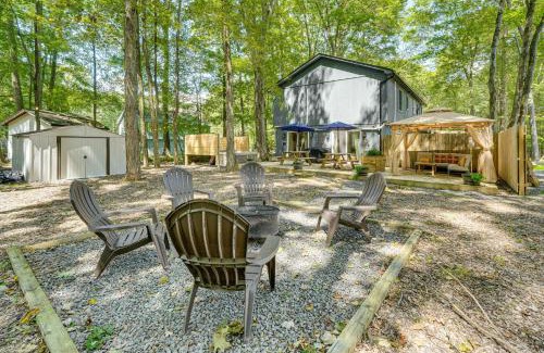 Pocono Summit Casa | Private Hot Tub Tree-Lined Poconos Home!