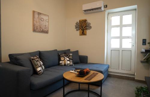 Lesvos Apartamento | Private House, 10 min to Castle