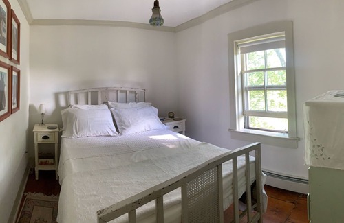 Honesdale Otro | Private, idyllic, 1811 farmhouse on 40 acres with pool