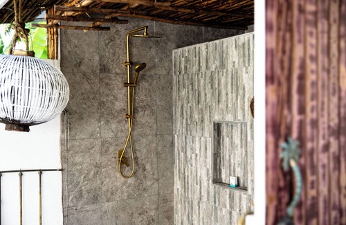 Savusavu Casa | Private Island Escape Fiji ,Yoga,Wellness & Beachfront Serenity.