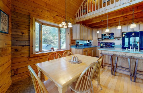 North Hero Casa | Private island getaway with beach access, lake views, wood stove, and WiFi