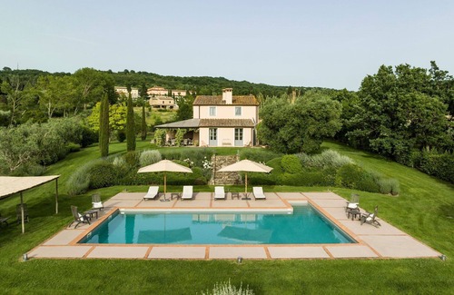 San Casciano dei Bagni Villa | Casa de vacaciones privada con WIFI, A/C, piscina privada, jacuzzi, TV, patio, vista panorámica