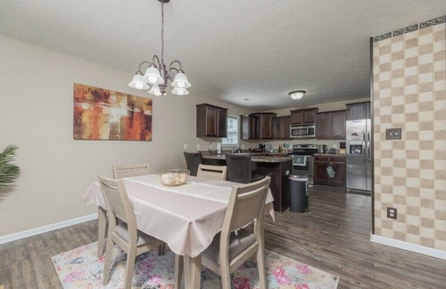Westgate Casa | Private Jacksonville Getaway Near Topsail Beach!