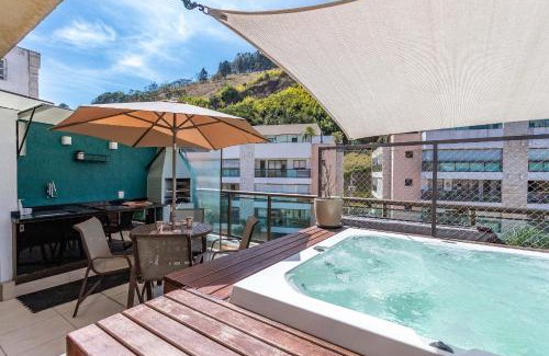 Itaipava Apartamento | Jacuzzi Privativa Cobertura no coração de Itaipava
