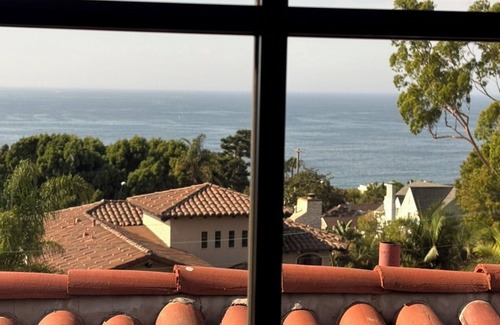 Country Club Cabaña | Private La Jolla Casita Escape