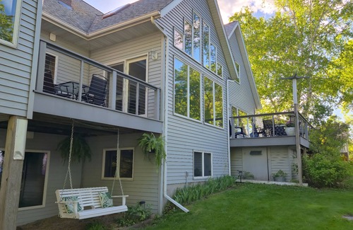 Miltona Casa | Private Lake Access-7 King Beds-Spacious Retreat-2 Game Rooms-Theater Room