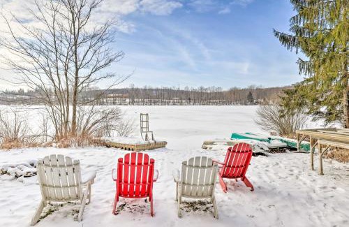 Poyntelle Casa | Private Lake Access and Canoes Pennsylvania Cottage
