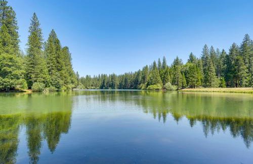Glencoe Casa | Private Lake Access Pet-Friendly Home in Arnold!
