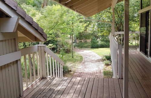 Granite Bay Casa | Private Lake Flower Farm 100 acres