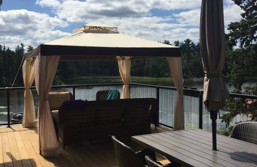 Kenora Cabaña | Private Lake front cottage on Lake of the Woods Kenora