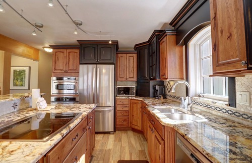 Willow Grove Casa | Private lake front home, Open layout, Remodeled kitchen, Excellent views 334
