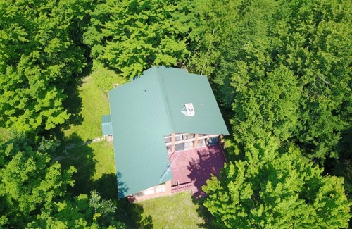 Rhinelander Casa | Casa privada del lago con 2200 pies de frente en 20 acres