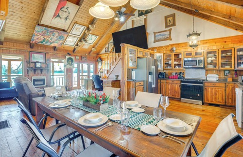 Grant Cabina | Private Lake On-Site: Secluded Retreat in Grant!