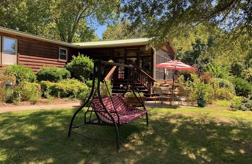 Ruffin Cabina | Private Lake/Sport Clay Range 30 Min to GSO, VIR, Martinsville 10 min Danville
