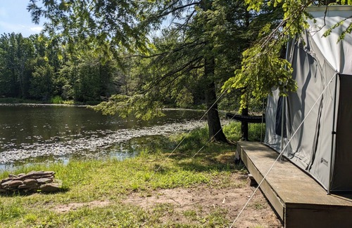 Parksville Alquiler De RV | Private Lakefront Glamping Campsite