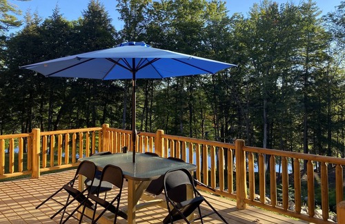 Weare Casa | Private lakefront new log house Main house