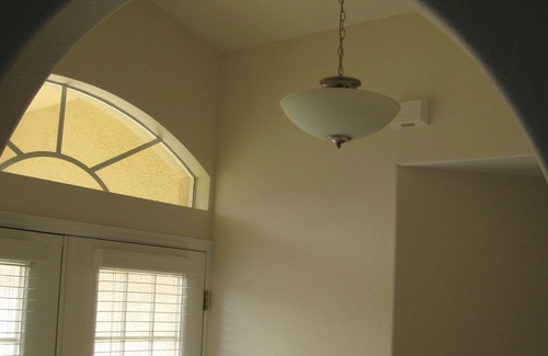 Pine Valley Villa | Lakeside con piscina, excelente privacidad, Wildlife Haven, Wi-Fi gratis